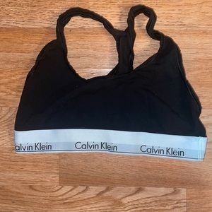 Calvin Klein sports bra size medium